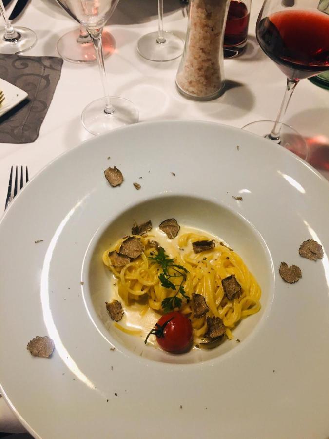 Gasthaus Zum Hirsch 호텔 Lampoldshausen 외부 사진
